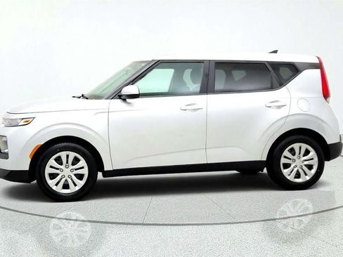 Used 2021 Kia Soul LX FWD image 8