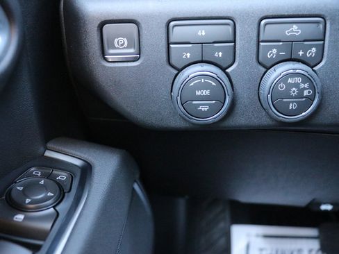 New 2026 Chevrolet Silverado 3500 LT image 12