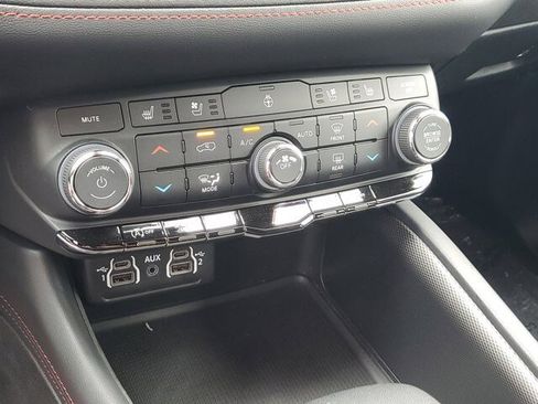 Certified 2024 Dodge Durango GT AWD/4WD image 29