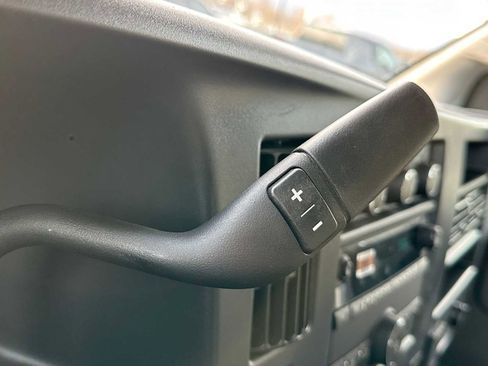 New 2025 GMC Savana 3500 Extended w/ Driver Convenience Package image 36