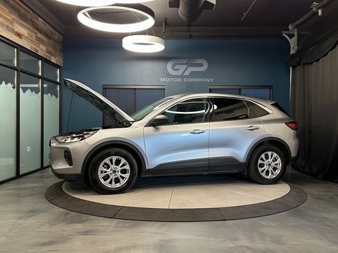 Used 2023 Ford Escape Active image 24