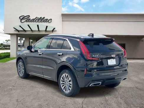 Certified 2024 Cadillac XT4 Premium Luxury FWD image 4