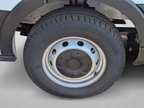 New 2026 Ford Transit 250 Low Roof RWD image 9