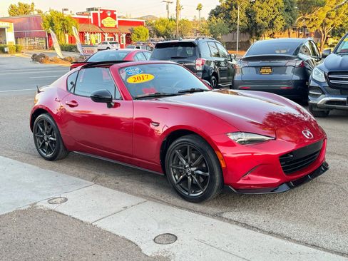 Used 2017 MAZDA MX-5 Miata RF Club RWD image 2