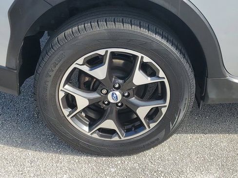 Used 2018 Subaru Crosstrek 2.0i Premium w/ Eyesight System image 5