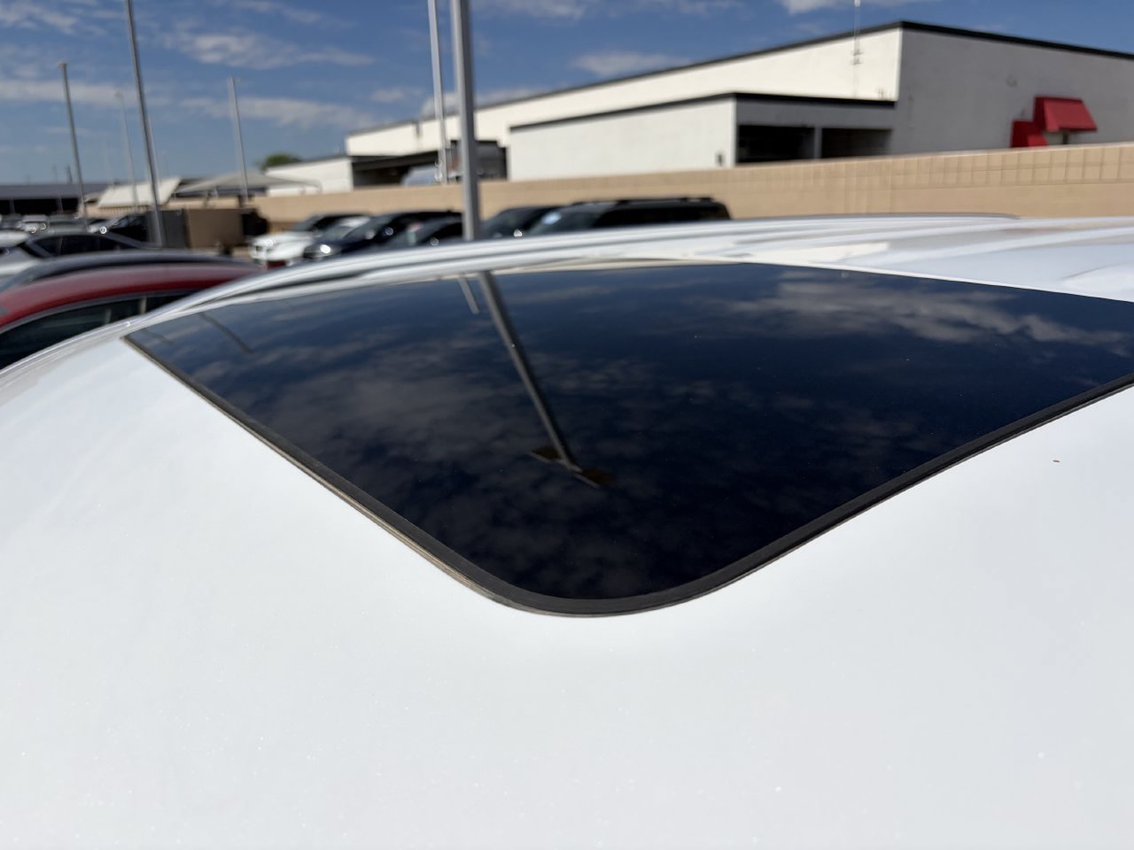 Used 2024 Kia Telluride EX w/ EX Captain's Chair Package FWD image 6