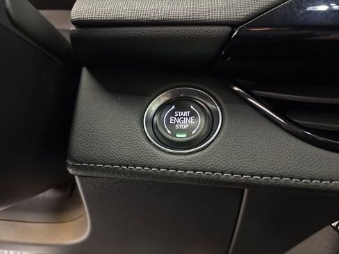 Used 2025 Buick Enclave Preferred image 24