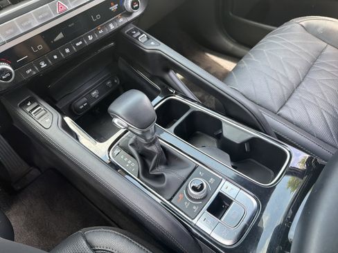 Used 2024 Kia Telluride EX X-Line AWD/4WD image 15