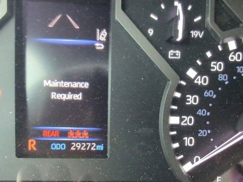 Used 2023 Toyota Tundra SR5 w/ SR5 Convenience Package AWD/4WD image 15