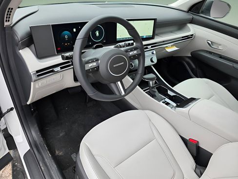 New 2026 Hyundai Tucson SEL image 14