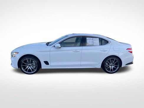 Used 2025 Genesis G70 2.5T image 4