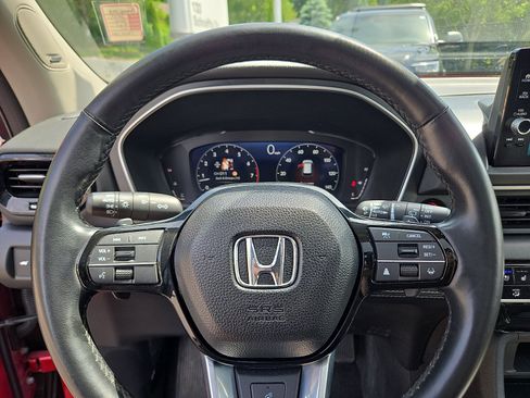 Used 2023 Honda Pilot Elite image 20