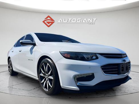 Used 2018 Chevrolet Malibu LT w/ True North Edition FWD image 11