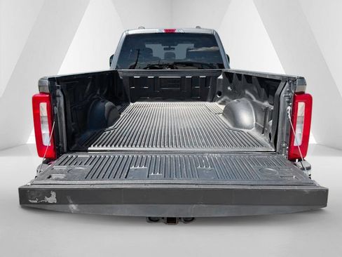 Used 2023 Ford F250 XLT AWD/4WD image 34