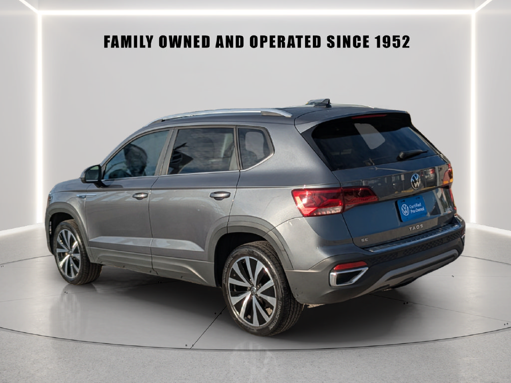 Certified 2023 Volkswagen Taos SE w/ Panoramic Sunroof Package FWD image 4