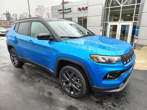 New 2026 Jeep Compass Limited image 2