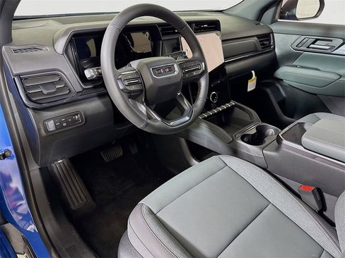 New 2026 GMC Terrain AT4 image 5