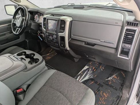 Used 2019 RAM 1500 Big Horn AWD/4WD image 19