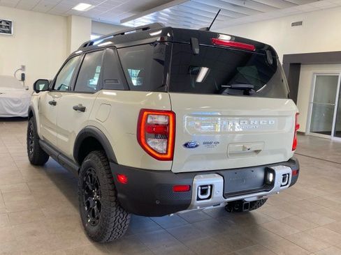 New 2025 Ford Bronco Sport Outer Banks w/ Sasquatch Outer Banks Package AWD/4WD image 6
