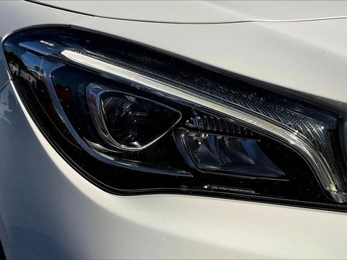 Used 2019 Mercedes-Benz CLA 250 4MATIC w/ Premium Package image 31
