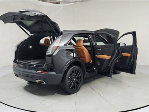 Certified 2023 Cadillac XT4 Sport image 10