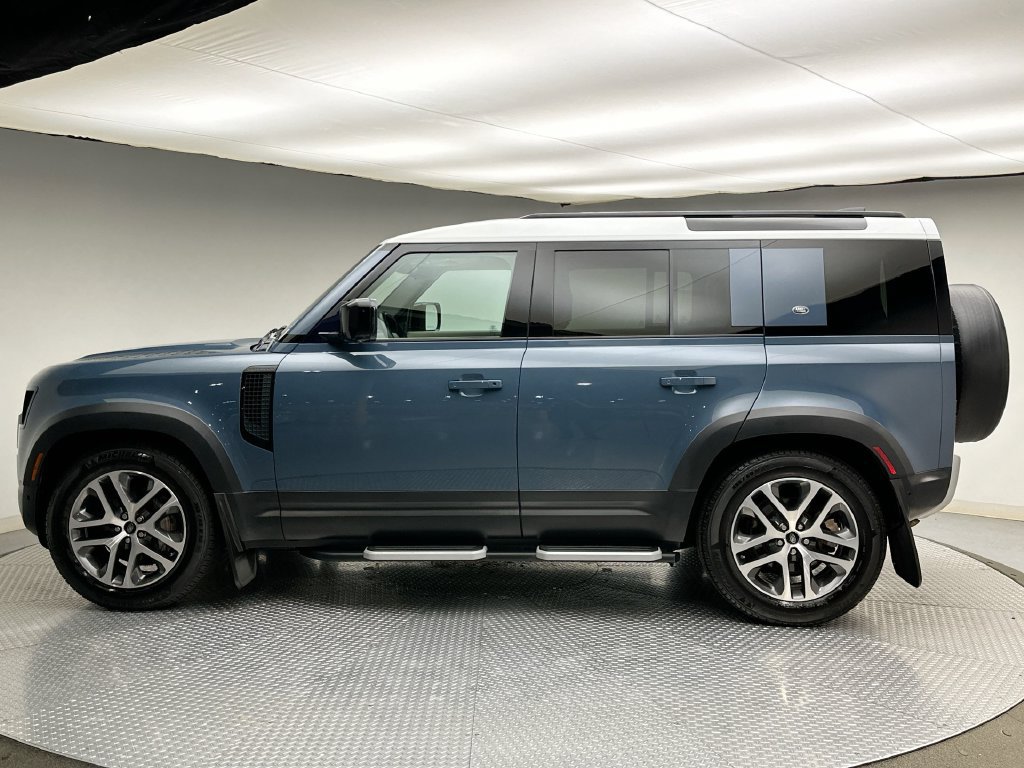 Used 2020 Land Rover Defender 110 HSE AWD/4WD image 10