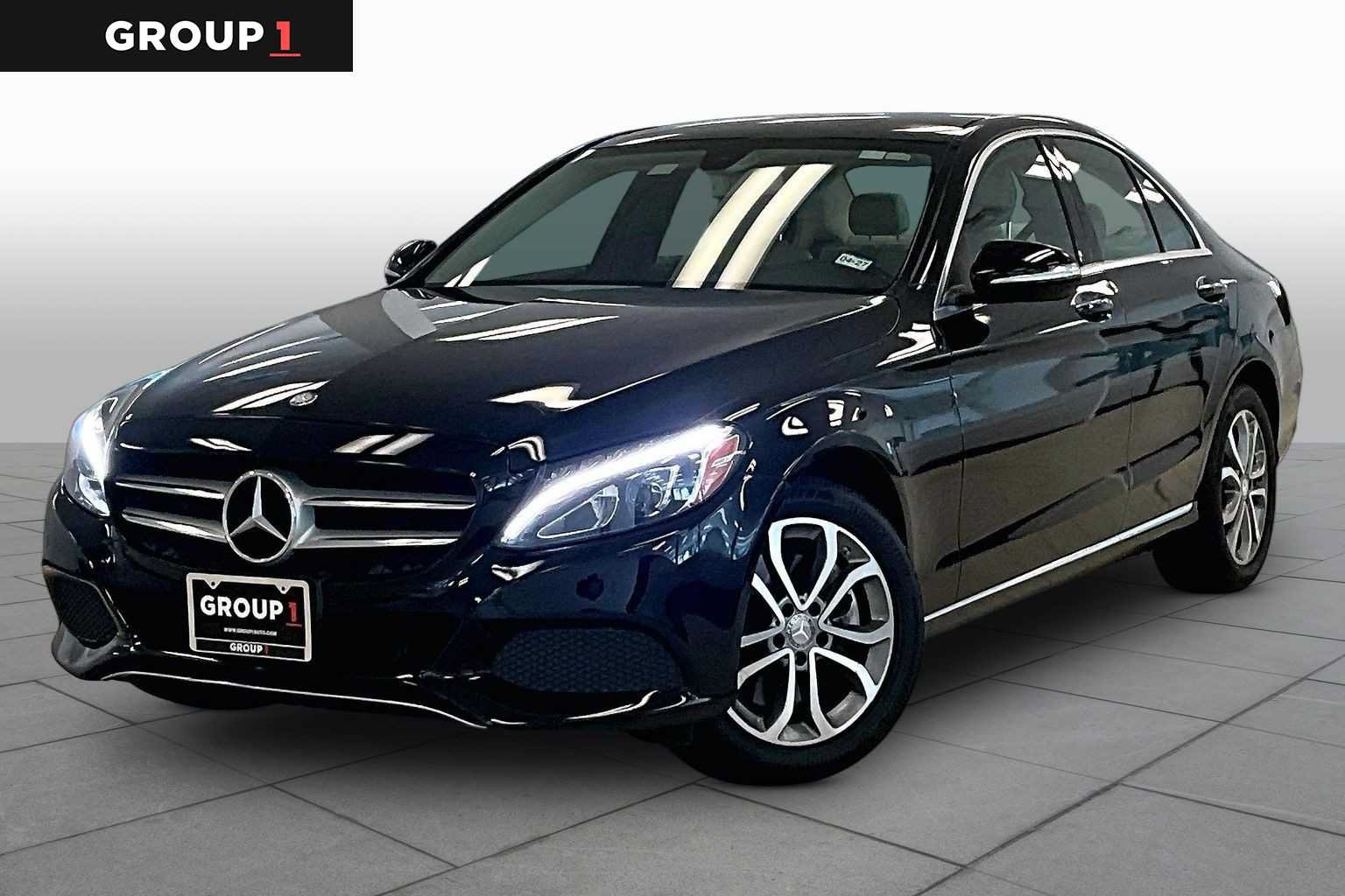Used 2015 Mercedes-Benz C 300 4MATIC Sedan image 1