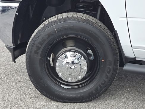 New 2026 RAM 3500 Tradesman image 10