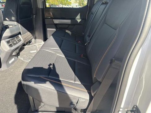 New 2026 Ford F350 Lariat w/ Black Appearance Package image 7