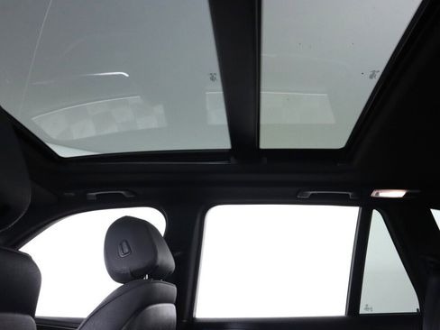 Used 2018 BMW X5 xDrive35i w/ M Sport Package image 29