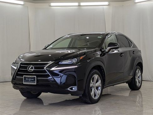 Used 2017 Lexus NX 200t AWD image 4