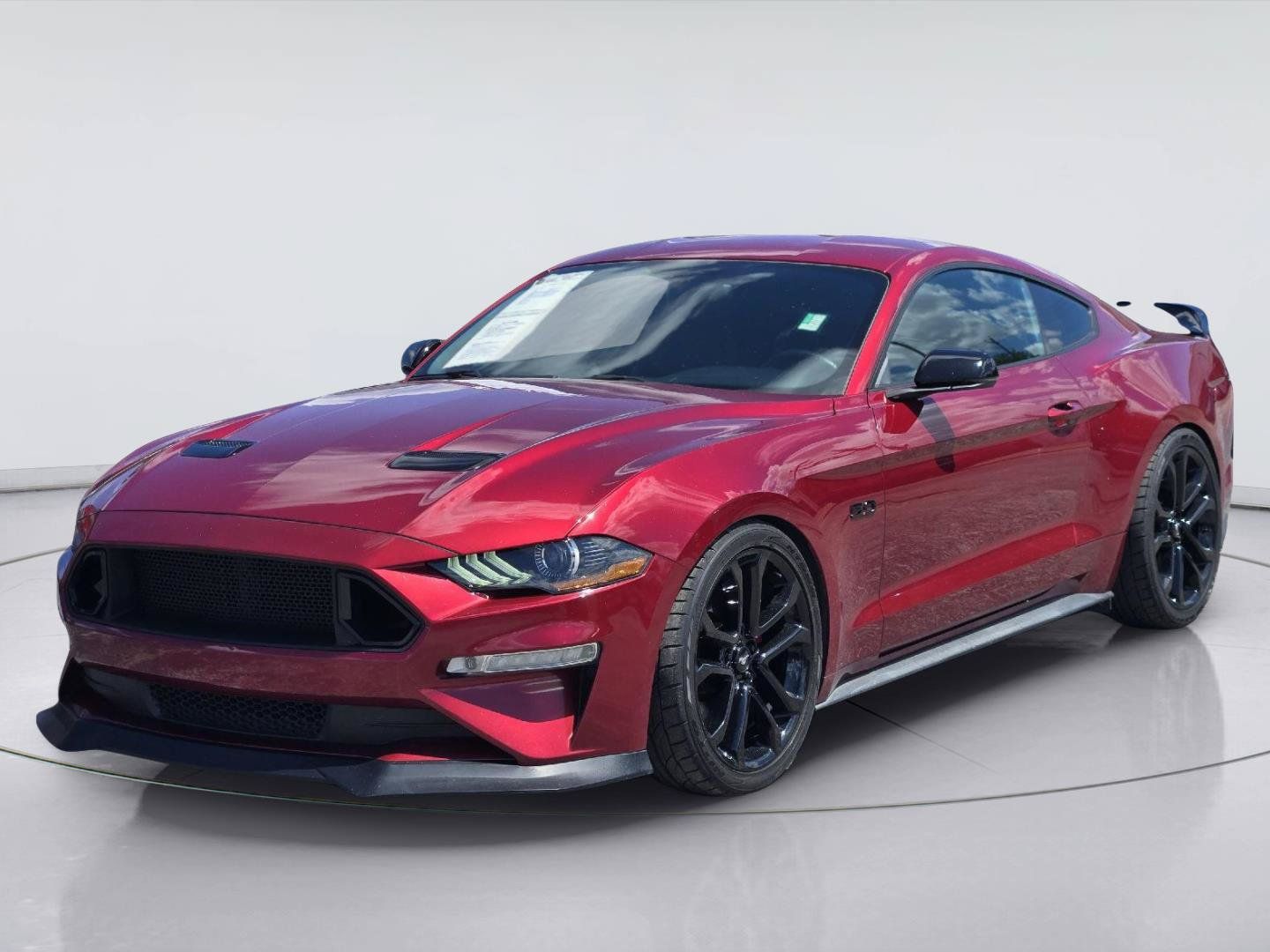 Used 2018 Ford Mustang GT Premium RWD image 1