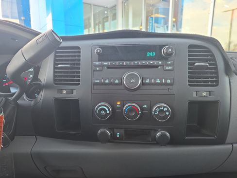 Used 2013 Chevrolet Silverado 1500 W/T w/ LS Package image 21