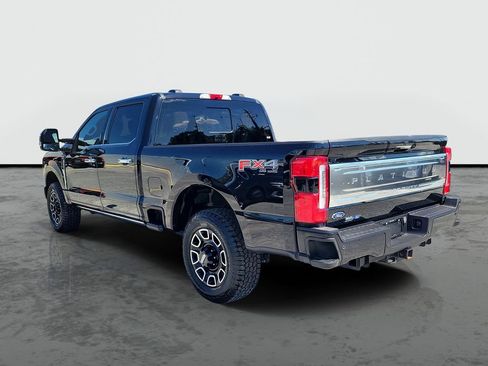 Used 2024 Ford F350 Platinum AWD/4WD image 3