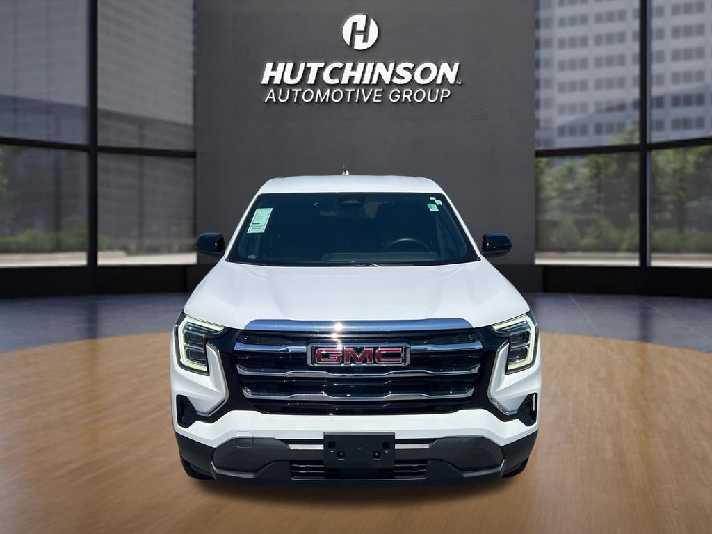 Used 2025 GMC Terrain Elevation AWD/4WD image 2