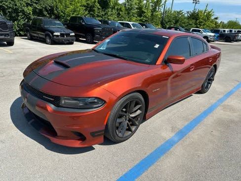 Used 2021 Dodge Charger R/T w/ Performance Handling Group RWD image 2
