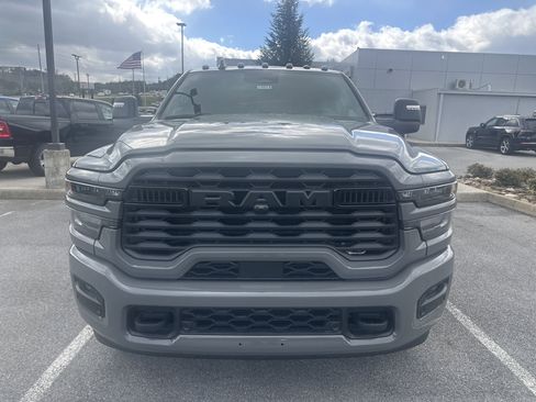 New 2026 RAM 3500 Big Horn AWD/4WD image 3