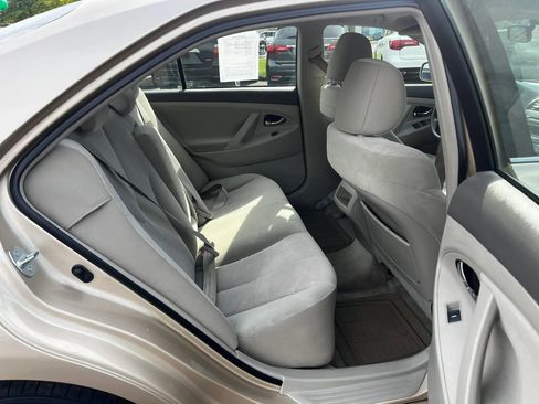 Used 2011 Toyota Camry LE w/ LE Extra-Value Pkg FWD image 14