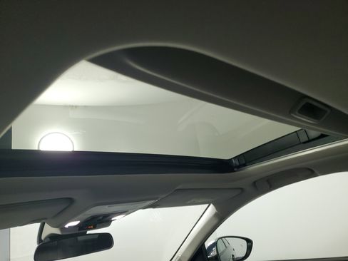 Used 2024 Honda Accord EX image 16