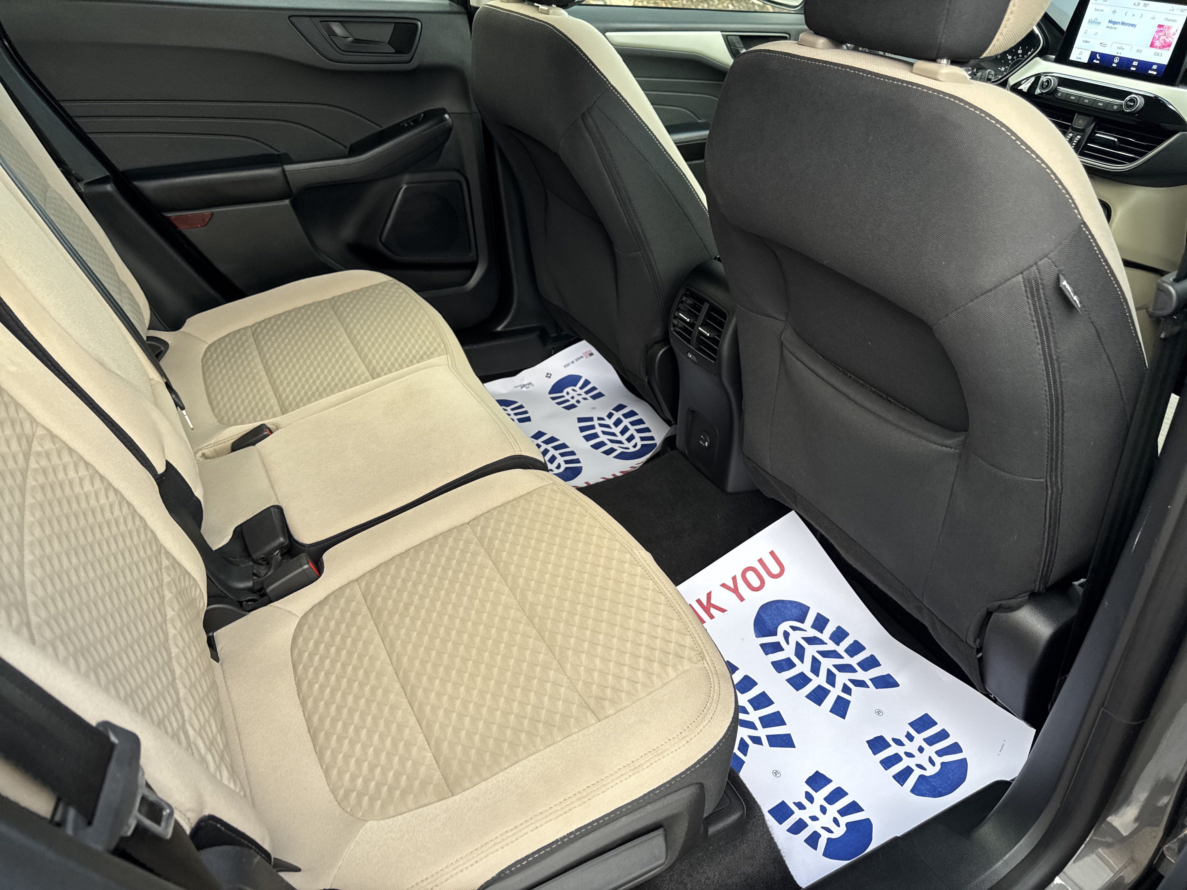 Used 2022 Ford Escape SE w/ SE Sport Appearance Package FWD image 10