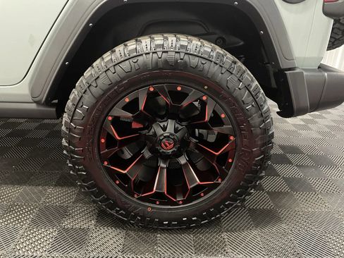 Used 2023 Jeep Wrangler Unlimited w/ Sun & Screen Package AWD/4WD image 16