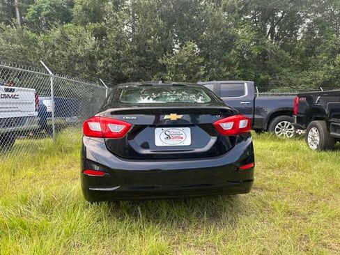 Used 2016 Chevrolet Cruze LT FWD image 6
