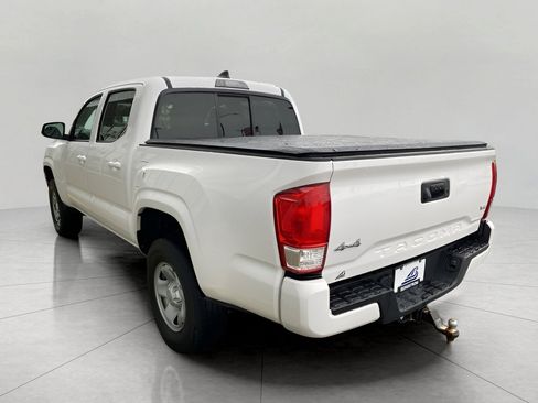 Used 2021 Toyota Tacoma TRD Off-Road image 7