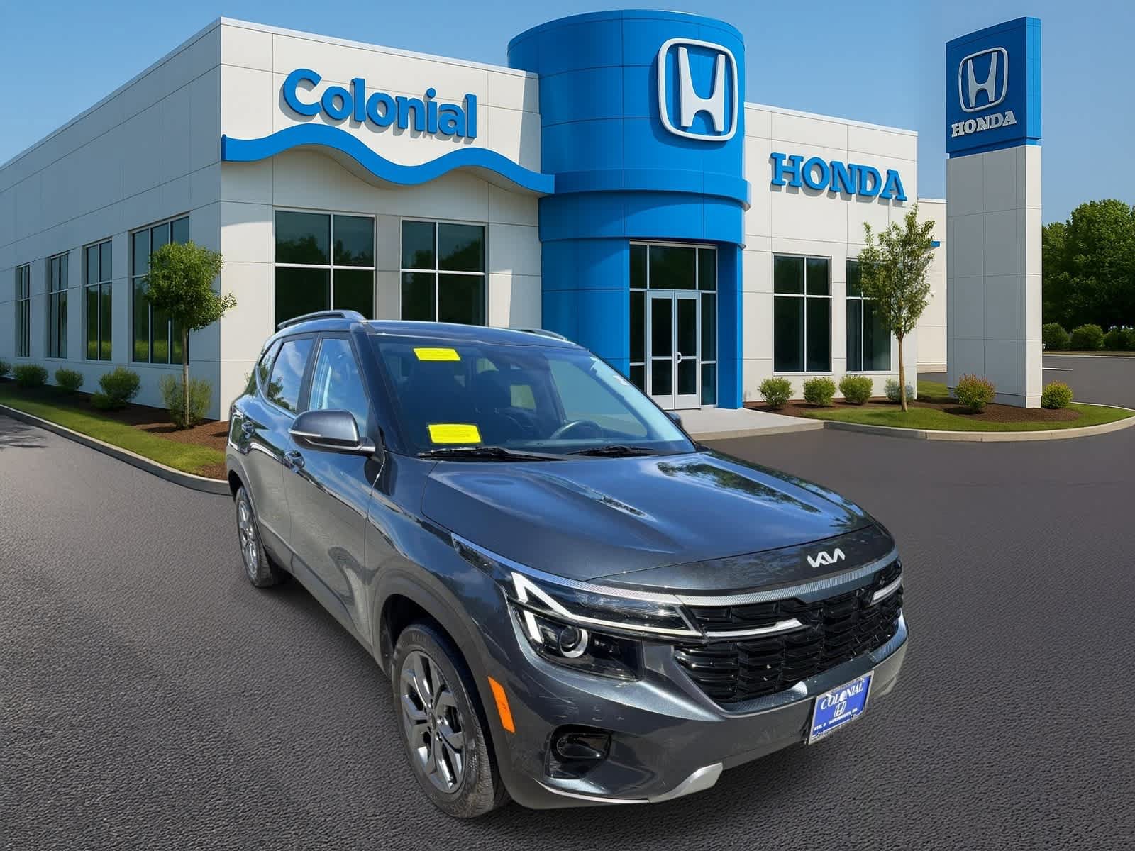 Used 2024 Kia Seltos S AWD/4WD image 8