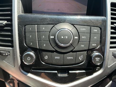 Used 2015 Chevrolet Cruze LT FWD image 24