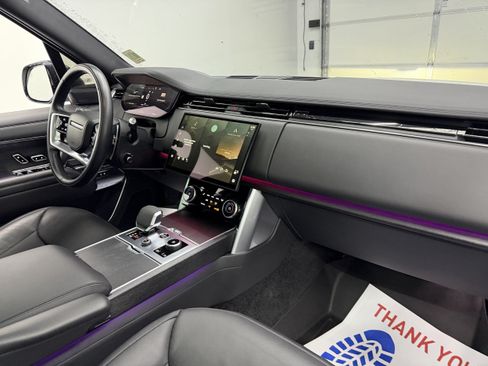Used 2023 Land Rover Range Rover SE AWD/4WD image 11