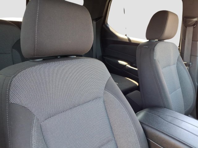 Used 2023 Chevrolet Traverse LT w/ Rear Camera Mirror Package AWD/4WD image 18