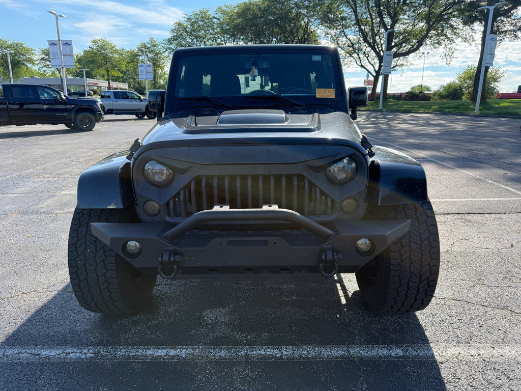 Used 2015 Jeep Wrangler Unlimited Sahara AWD/4WD image 2