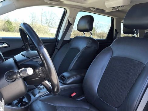 Used 2020 Dodge Journey Crossroad w/ Popular Equipment Group image 13