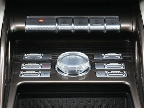 Used 2024 Lincoln Nautilus Black Label image 17